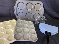 Cupcake pans & omlet maker