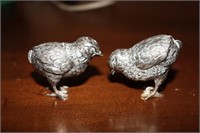 Chicken biddies salt and pepper shakers