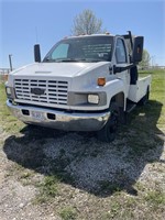 Lot 33. 2005 Chevy C4500 Duramax