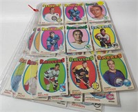 27 1971-72 OPC Hockey Cards
