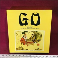 Go Deluxe Strategy Game (Vintage)