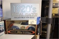 Die Cast Cars 1920s Pedal Racer & '40 Ford