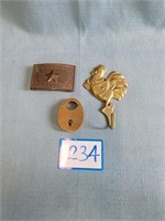 (3) Brass pcs.: Lock, Belt Buckle and CHICKEN HOOK