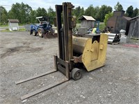 Yale 2750lb Electric Fork Truck