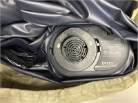 Intex Air Mattress w/built in pump like new