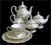 (28pc) Rosenthal Pompadour Teapots, Dessert Plates