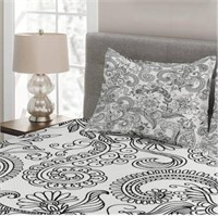 Madison Park King/Cal Coverlet Black/White