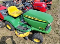 JD LT155 Lawn Mower