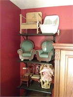 Doll chairs