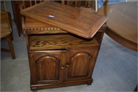 Oak TV Cabinet w/ Swivel Top