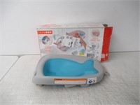 "Lightly Used" Skip Hop Baby Bath Tub, Moby