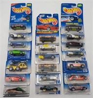 (J) 20 Hot Wheels cars