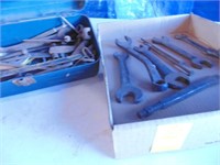 green box with wrenches