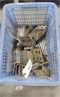 MISCELLANEOUS L BRACKETS- CONTENTS OF CRATE