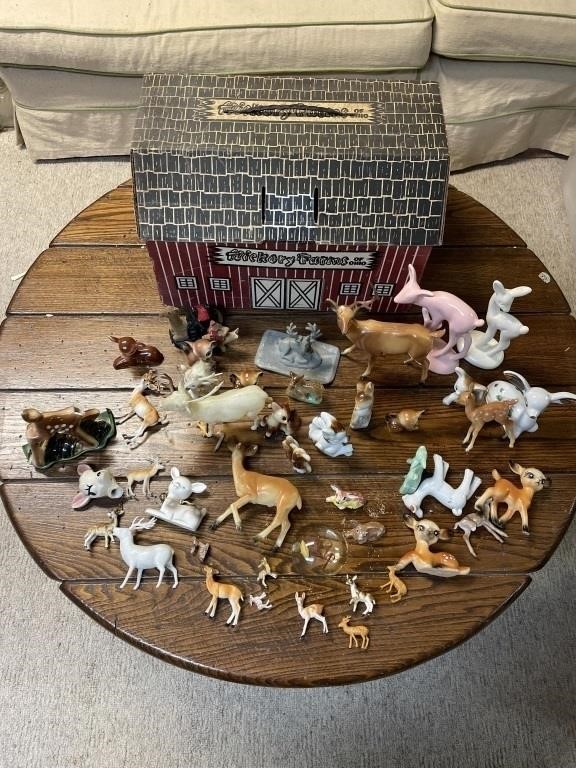 Vtg Hickory Farms Box, Celluloid Deer & More!