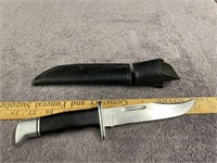 Buck 119C Fixed Knife w/ Sheath