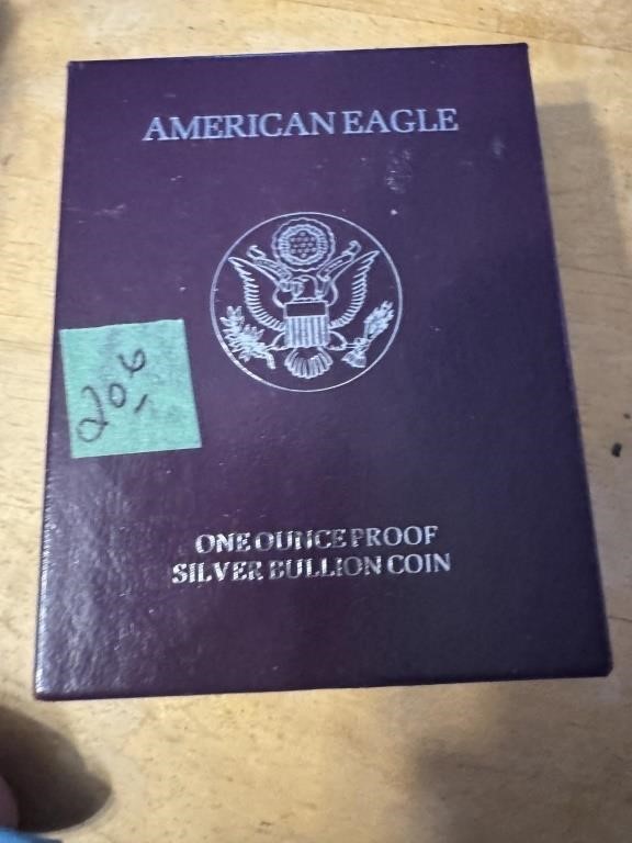 1992 SILVER AMERICAN EAGLE COIN