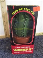 LITTLE SHOP OF HORRORS FLY TRAP BANK