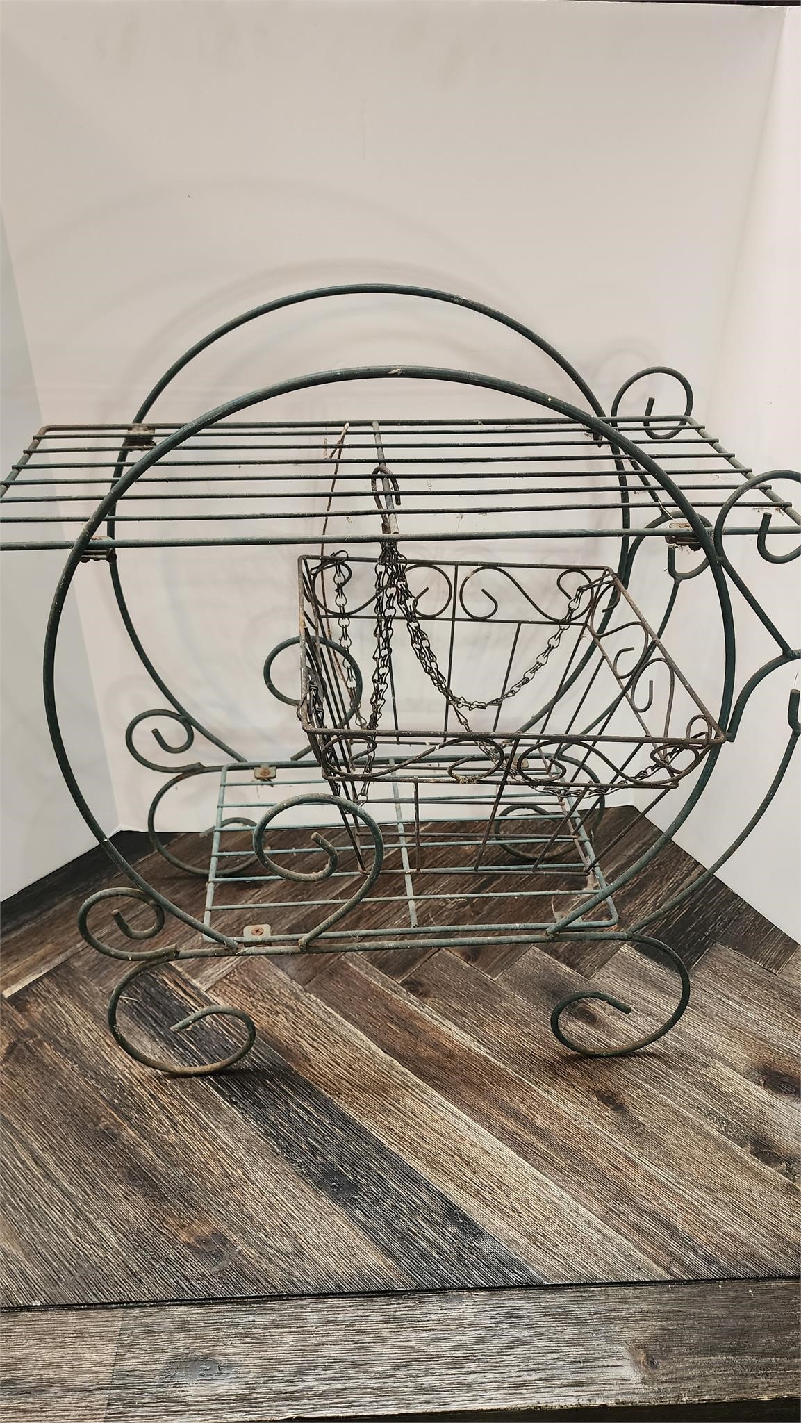 Metal Carriage Plant Stand