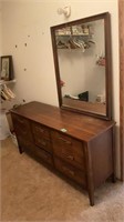 Dresser 65x18x30, mirror 30 1/2x39