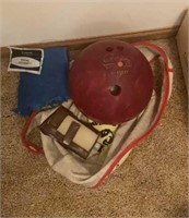 Bowling ball with bag