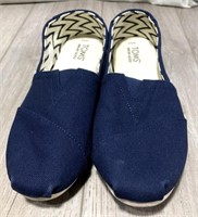 Toms Ladies Shoes Size 9