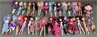 33pc Monster High & Related Dolls + Accessories