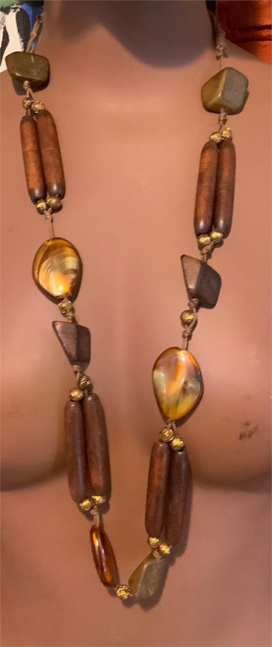 Vintage Wood, Amber(?) Chunky Necklace