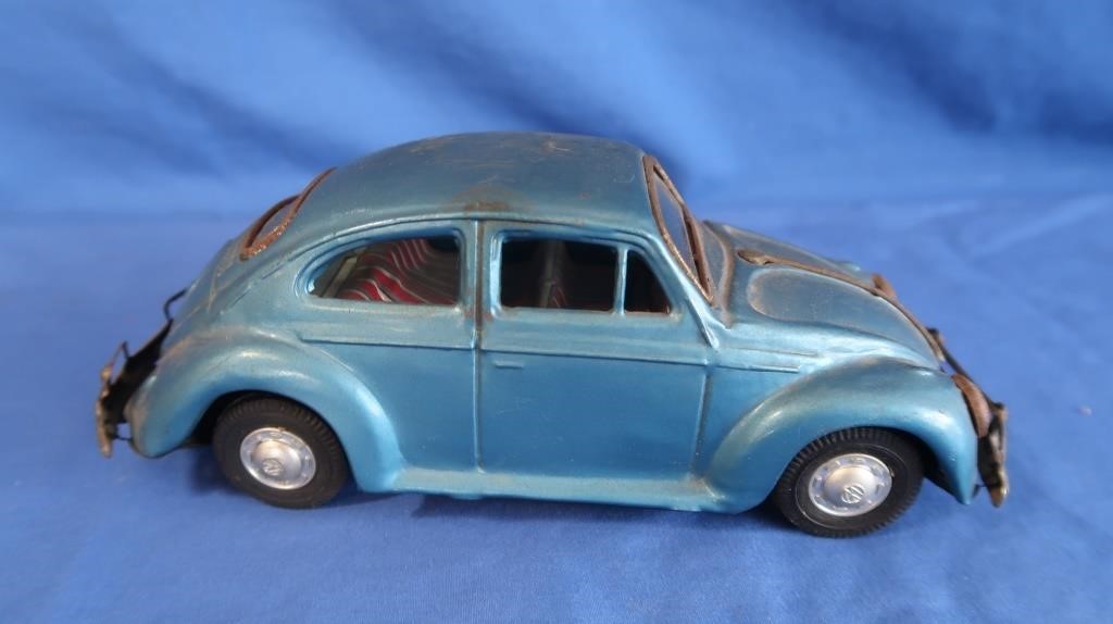 Vintage VW Bug Tin Friction Toy (Japan)