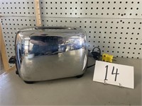 TOASTER - CRACKED HANDLE