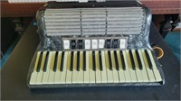 Horner Tango II M accordion