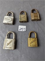 Lot of 5 Locks- NO Keys