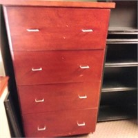 4 Drawer Wooden Dresser           (O# 56C)