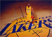 Autograph Kobe Bryant Photo