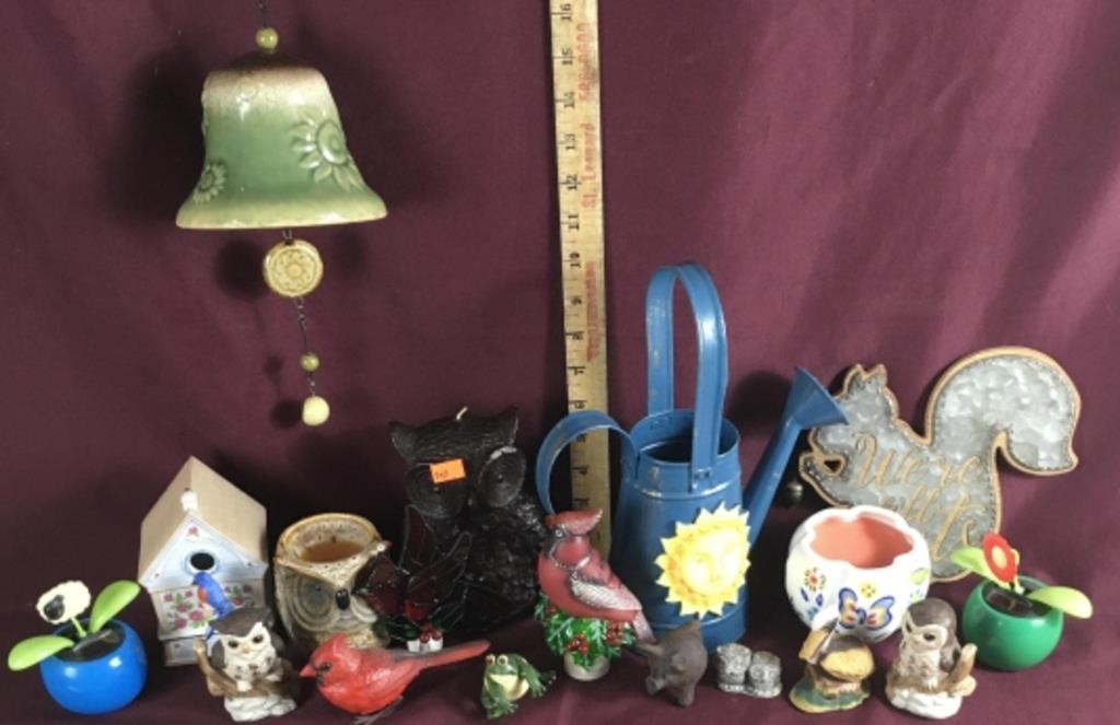 Assorted Lot Of Home Decor/Figurines