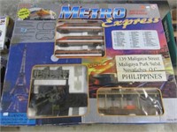 METRO EXPRESS MODEL TRAIN SET