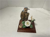 Bird figurine