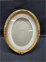 SYLVIA'S SHOP Vintage 8x10 Oval Picture Frame