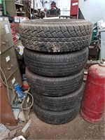 5 Assorted Vehicle Tyres