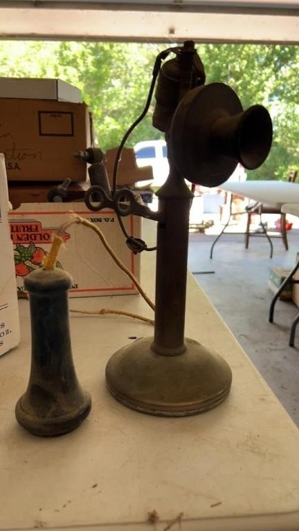 Old phone lamp. Local pick up only.  No shipping