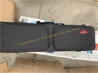 SKB case (DAMAGED)