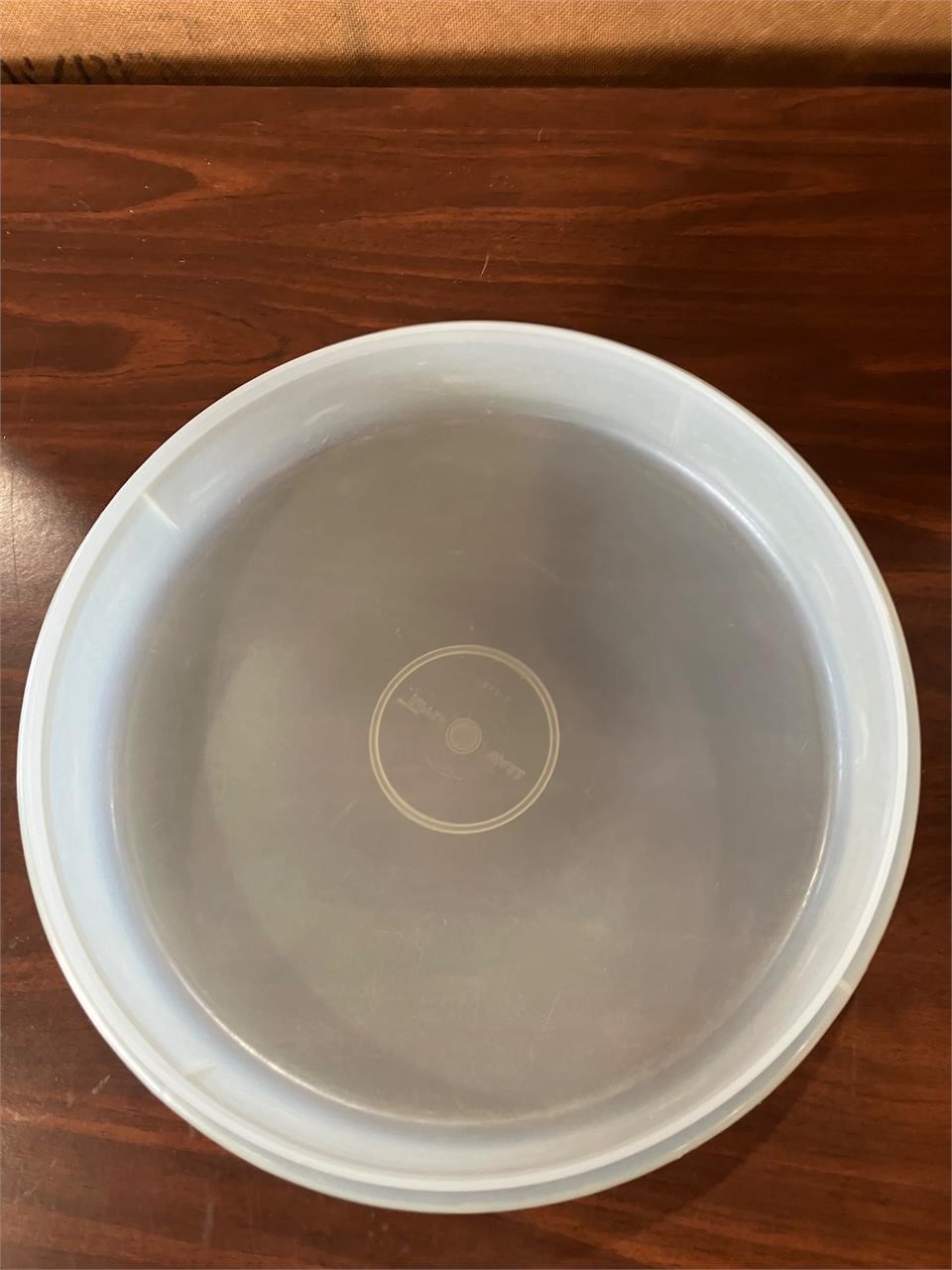Large Tubberware bowl with lid
