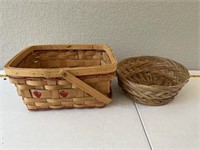 Lot of 2 Baskets