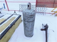 100g propane tank. Expired