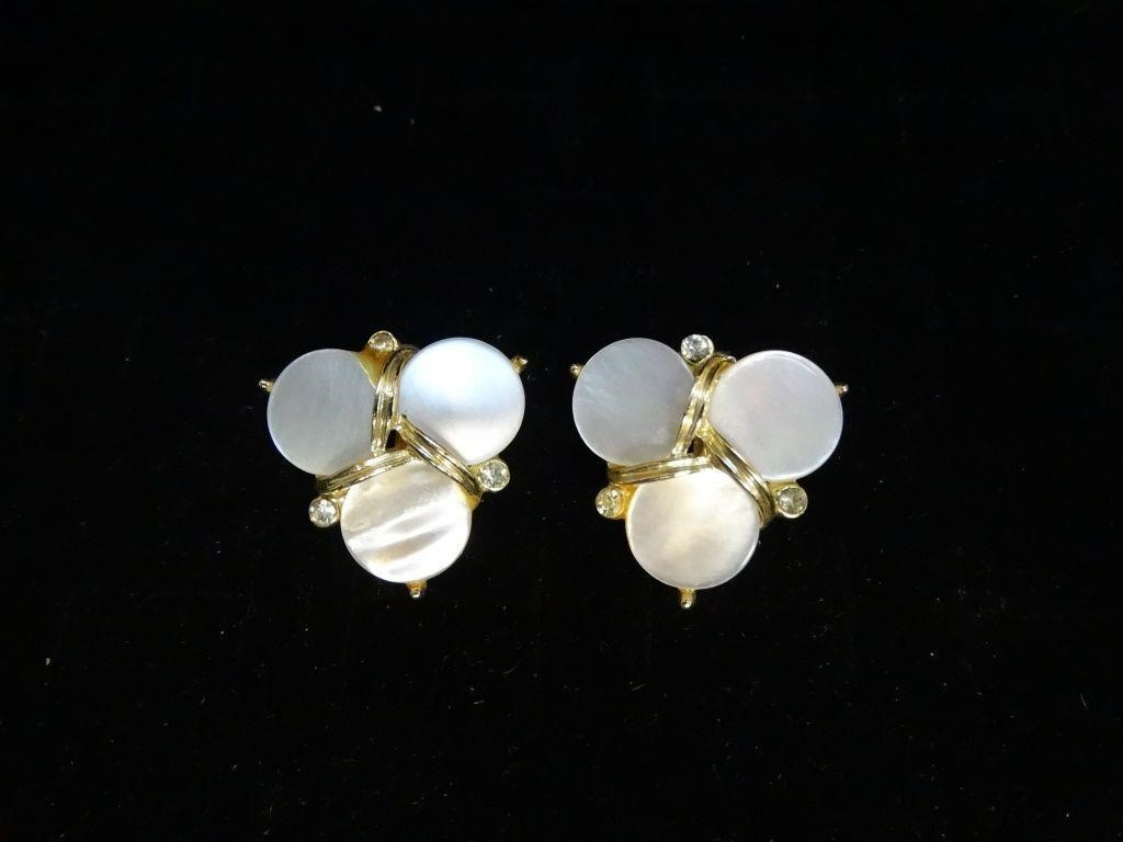 Vtg Signed Lisner Mother of Pearl Earrings