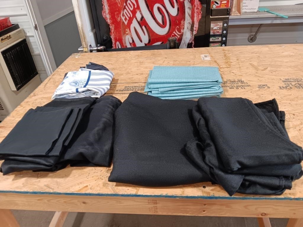 Table Cloths Three Black 51x70. One Black 52x60.