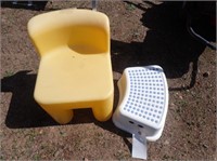 Child's Poly Chair & Bin