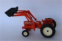 ALLIS-CHALMERS D19 TRACTOR WITH LOADER ERTL 1/16