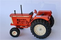 ALLIS-CHALMERS D21 TRACTOR  ERTL 1/16