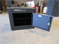 Kencraft Metal Cabinet w/Key